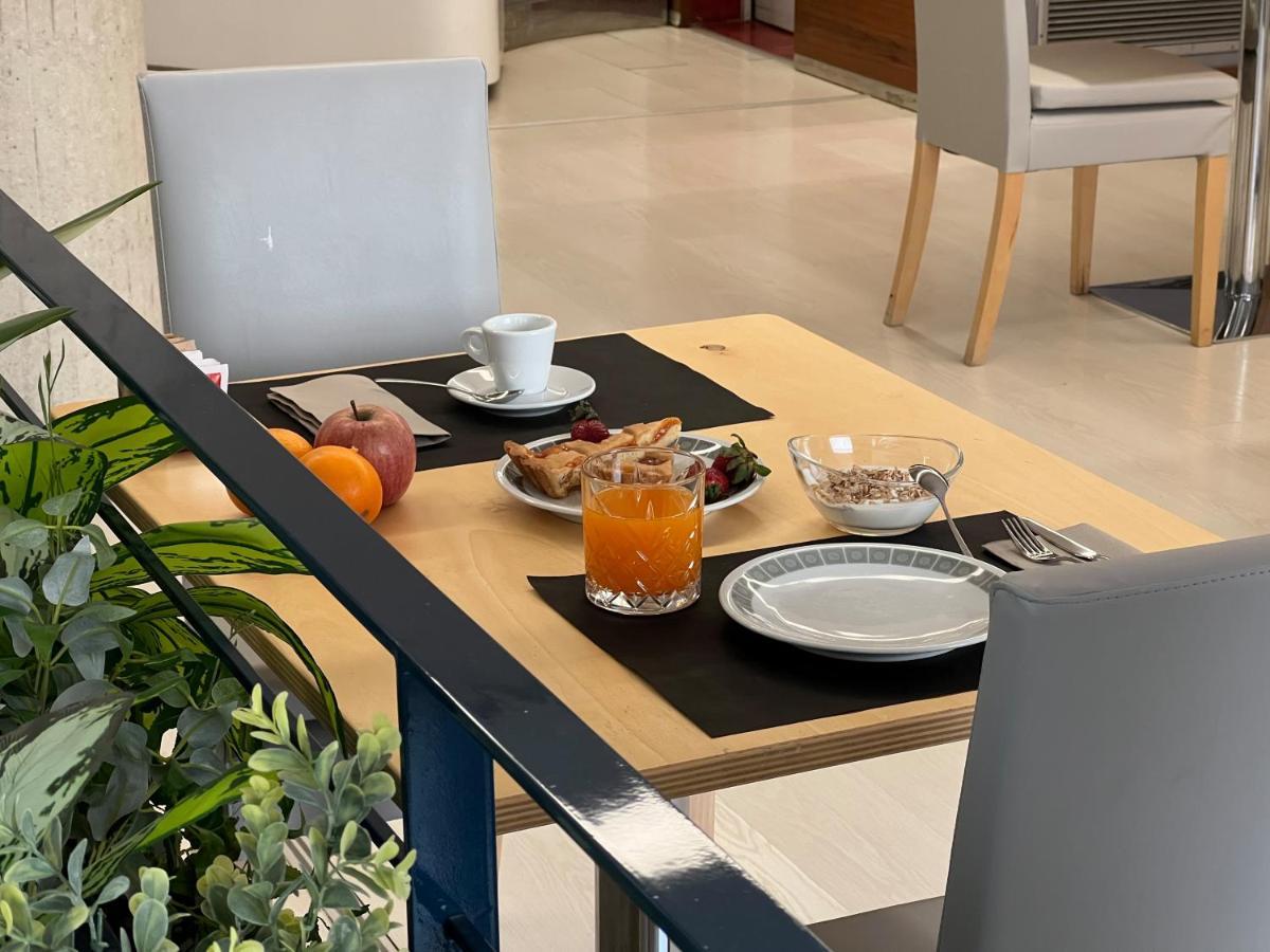 Hotel Abruzzi テーラモ エクステリア 写真