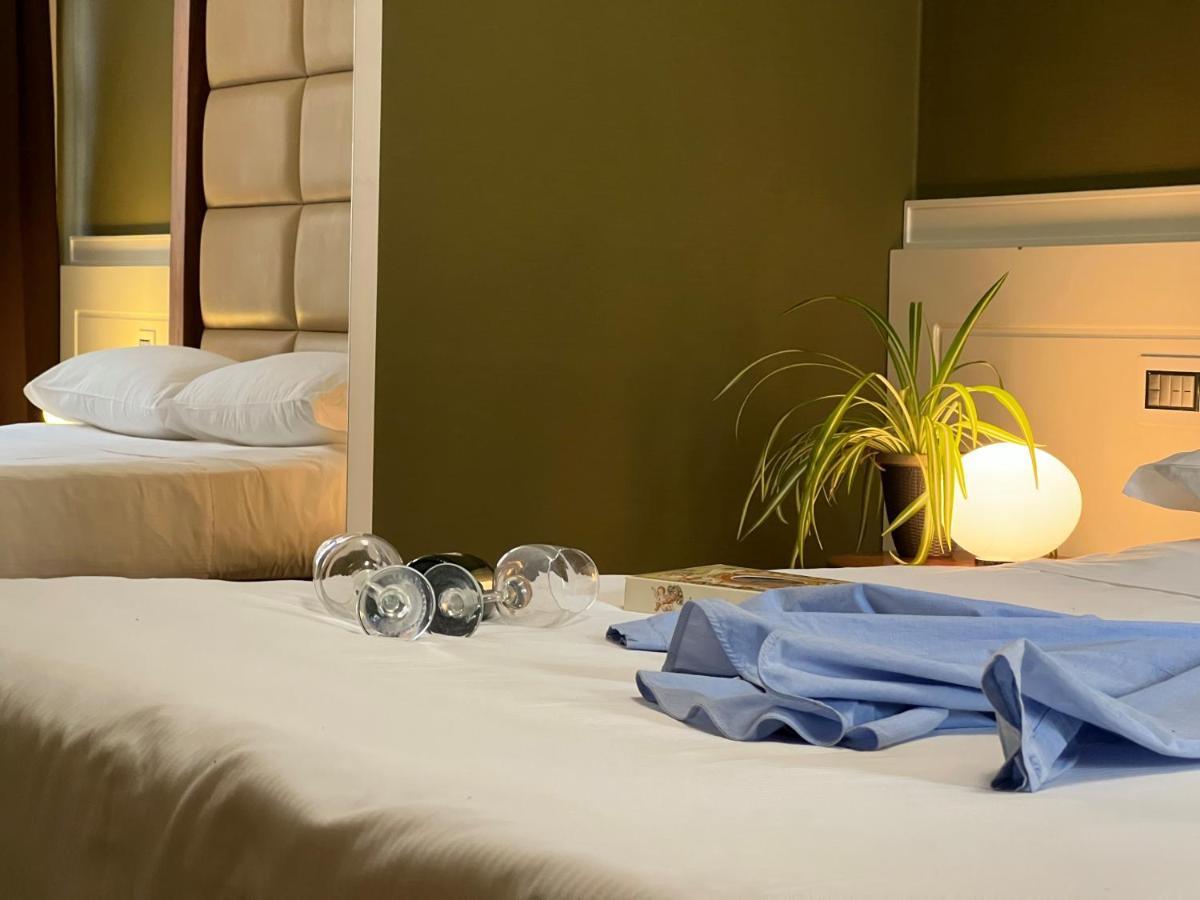 Hotel Abruzzi テーラモ エクステリア 写真