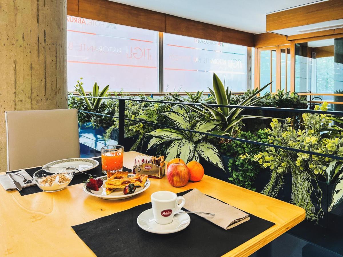 Hotel Abruzzi テーラモ エクステリア 写真